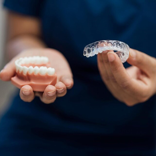Clear-Aligners